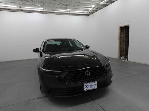 Certified 2023 Honda Accord EX image 3