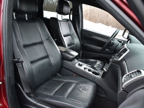 Used 2018 Jeep Grand Cherokee Limited w/ Mopar Chrome Edition Group image 29