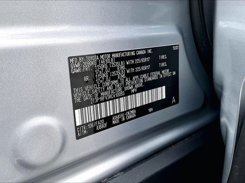 Used 2024 Toyota RAV4 XLE AWD/4WD image 35