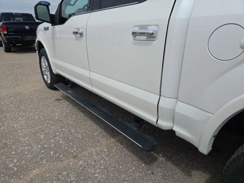 Used 2019 Ford F150 Platinum w/ Equipment Group 701A Luxury AWD/4WD image 18