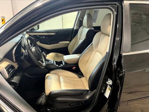 Used 2023 Subaru Outback Limited AWD/4WD image 10