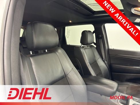 Used 2020 Jeep Grand Cherokee Altitude image 13
