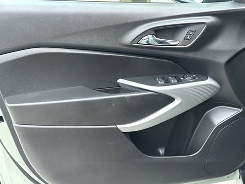 Certified 2024 Chevrolet Trax RS w/ Driver Confidence Package image 14