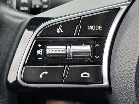 Used 2021 Kia Seltos SX w/ SX Sunroof Package image 17