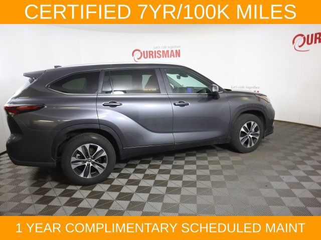 Used 2024 Toyota Highlander XLE FWD image 20