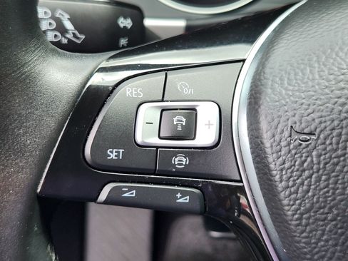 Used 2019 Volkswagen Atlas SE w/ Towing Package AWD/4WD image 24