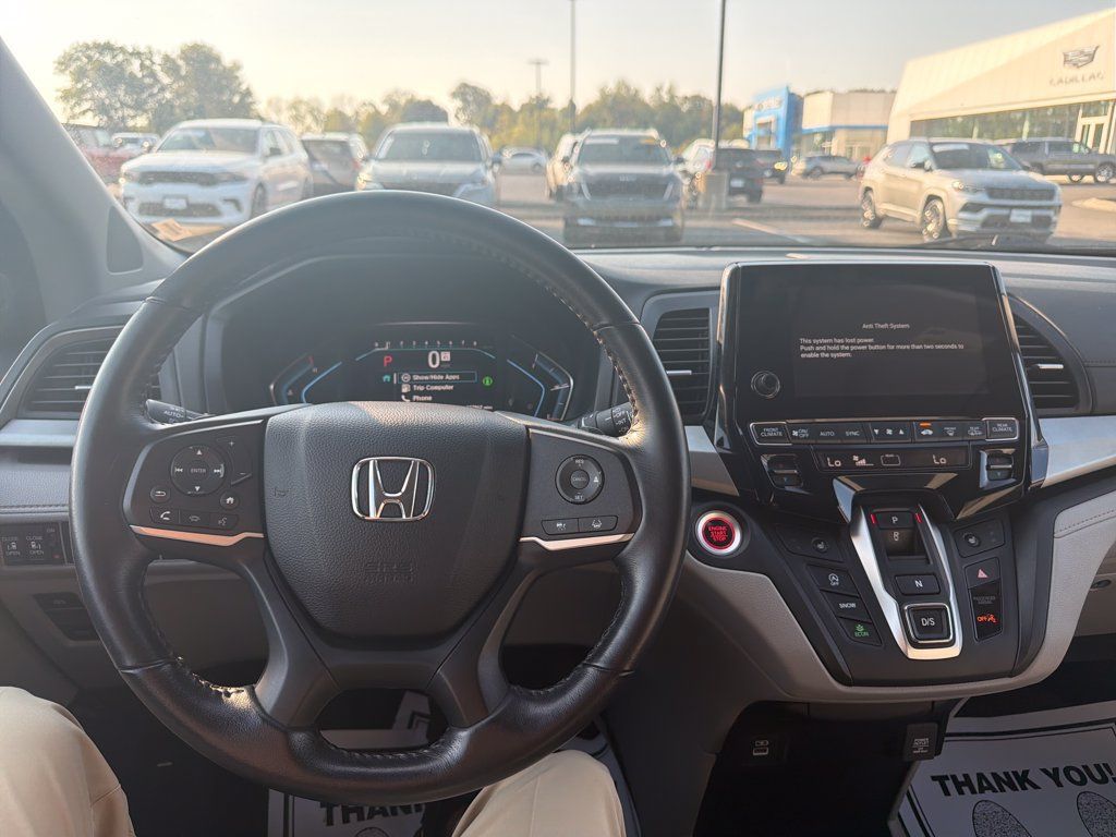Used 2023 Honda Odyssey EX-L image 15