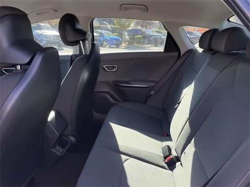 New 2025 Kia K4 LXS image 20