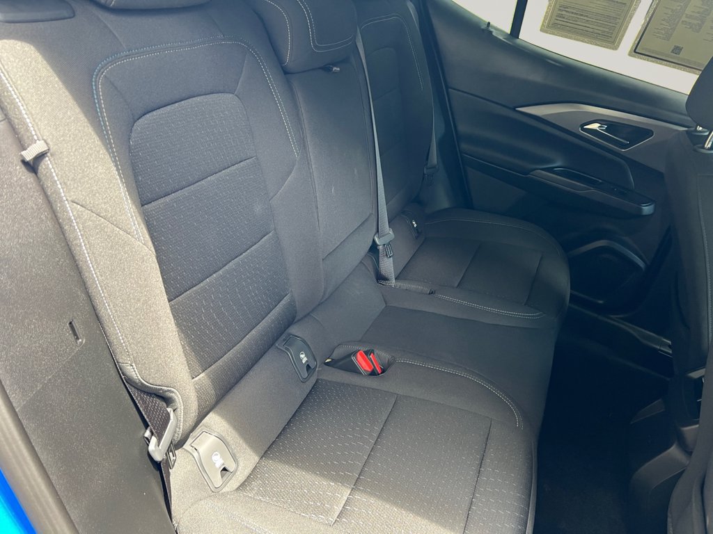 Used 2025 Chevrolet Equinox EV LT w/ Comfort Package AWD/4WD image 17