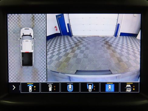 Used 2020 Chevrolet Silverado 2500 LTZ w/ LTZ Premium Package image 15