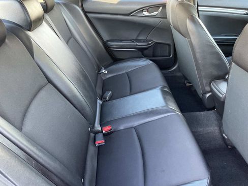 Used 2019 Honda Civic Sport image 22