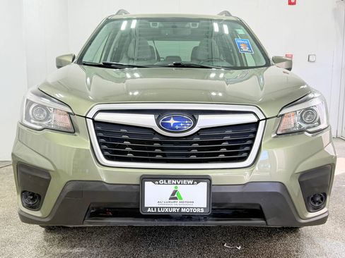 Used 2019 Subaru Forester Premium image 2