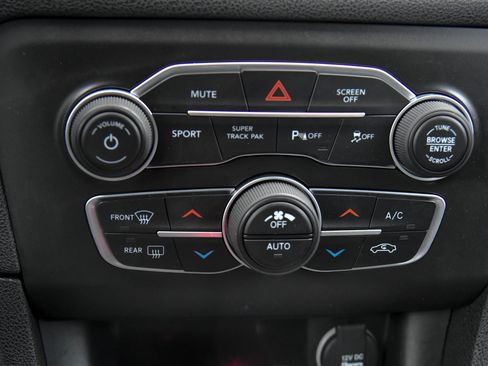 Used 2022 Dodge Charger GT image 21