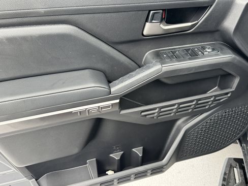 New 2026 Toyota Tacoma TRD Off-Road AWD/4WD image 18