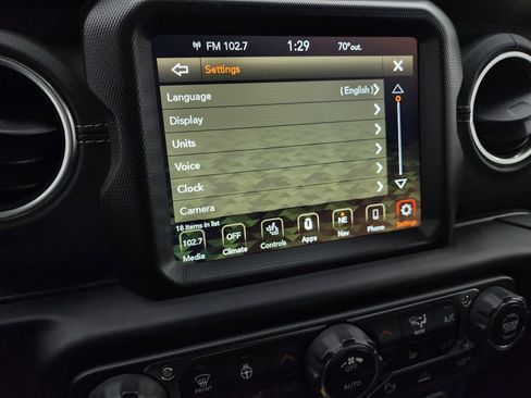 Used 2022 Jeep Wrangler Unlimited Sahara w/ LED Lighting Group image 44