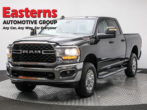 Used 2024 RAM 2500 Big Horn w/ Bed Utility Group image 1
