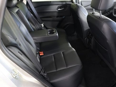 Used 2025 Nissan Rogue SL w/ SL Premium Package AWD/4WD image 23