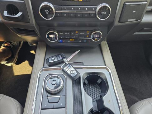 Used 2019 Ford Expedition XLT w/ Equipment Group 202A image 14