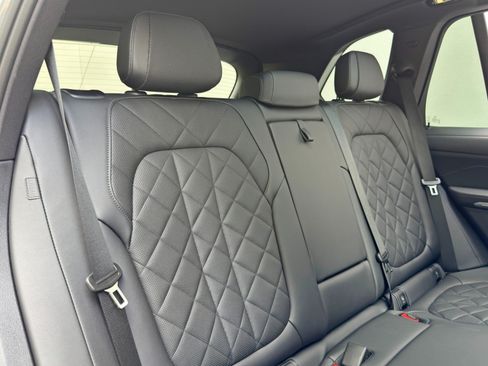 Used 2024 BMW X5 xDrive40i w/ Premium Package AWD/4WD image 41