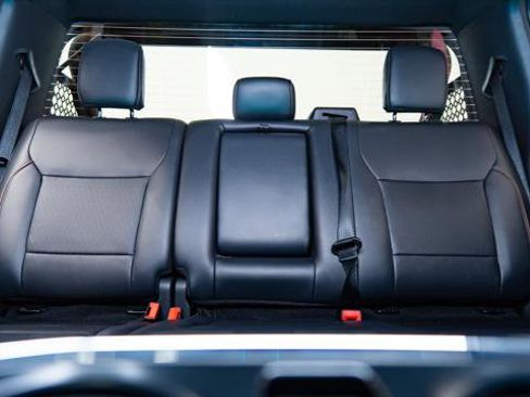 Used 2025 Ford F150 Lariat w/ FX4 Off-Road Package image 31