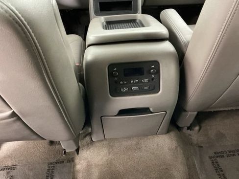 Used 2005 Chevrolet Suburban Z71 w/ Preferred Equipment Group AWD/4WD image 20