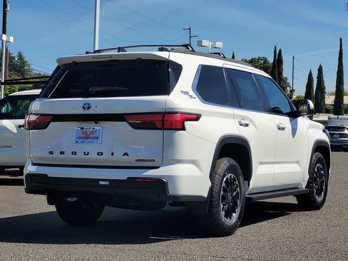 New 2026 Toyota Sequoia SR5 AWD/4WD image 5