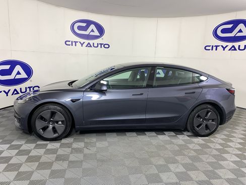 Used 2023 Tesla Model 3 Standard Range RWD image 6