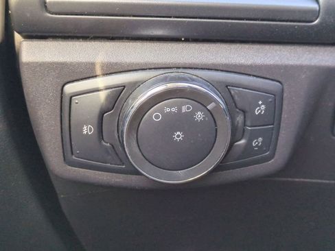 Used 2016 Ford Fusion Titanium image 31