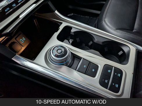 Used 2021 Ford Explorer XLT w/ Equipment Group 202A image 16