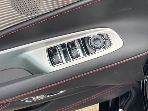 New 2026 Chevrolet Corvette Stingray Premium Conv w/ Z51 Performance Package RWD image 19