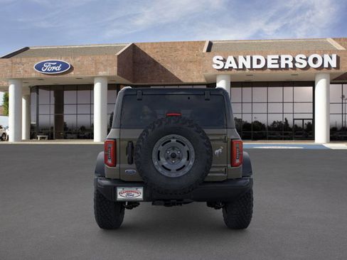 New 2025 Ford Bronco Badlands image 5
