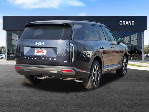 New 2027 Kia Telluride S image 5