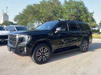 Used 2023 GMC Yukon AT4 AWD/4WD video 1