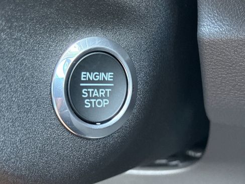 New 2026 Ford Transit 250 148 Medium Roof w/ Load Area Protection Package image 23