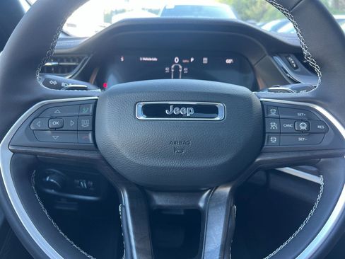 New 2026 Jeep Grand Cherokee L 4WD image 25
