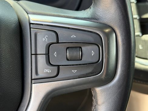 Used 2022 Chevrolet Tahoe LT w/ Luxury Package AWD/4WD image 16