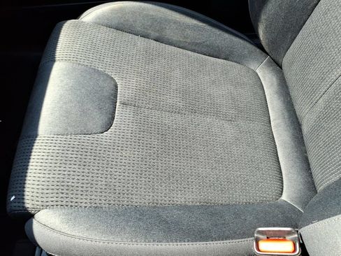 Used 2019 Hyundai Santa Fe SEL FWD image 25