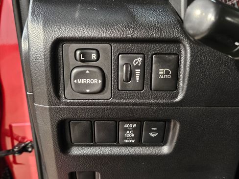 Used 2022 Toyota 4Runner TRD Off-Road Premium image 25