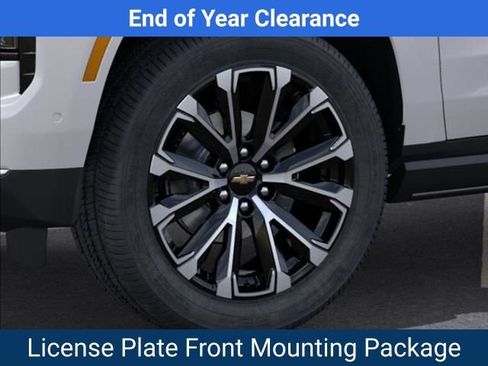New 2025 Chevrolet Suburban High Country image 10
