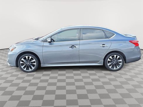 Used 2019 Nissan Sentra SR image 8