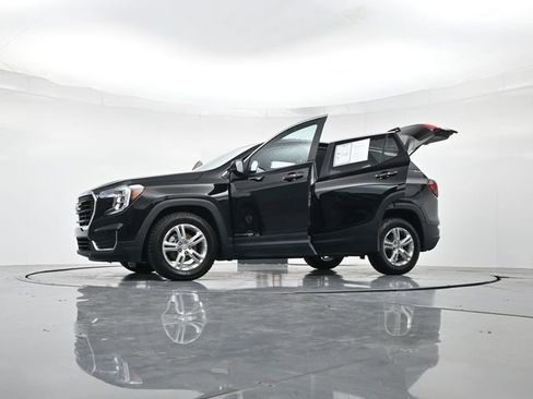 Used 2022 GMC Terrain SLE image 47