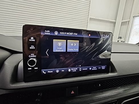 Used 2025 Honda CR-V Sport-L image 18