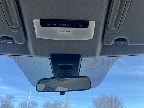 Certified 2021 Nissan Kicks S image 26