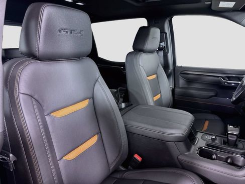 New 2026 GMC Sierra 1500 AT4 w/ AT4 Premium Package AWD/4WD image 29