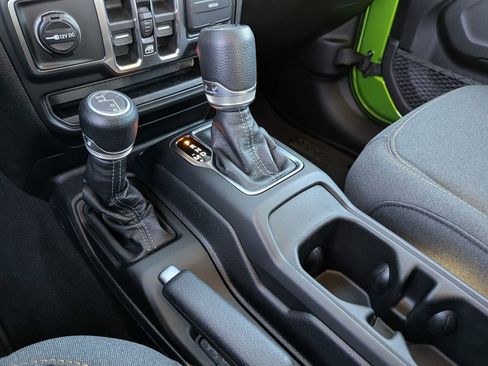 New 2026 Jeep Gladiator Sport image 24