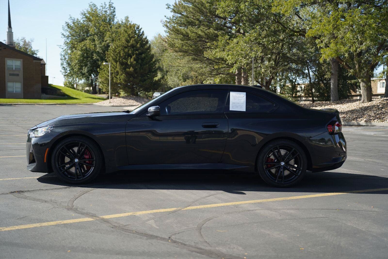 Used 2024 BMW 230i Coupe w/ Premium Package RWD image 2
