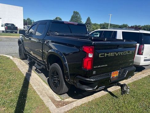 Used 2022 Chevrolet Silverado 1500 Custom Trail Boss AWD/4WD image 8