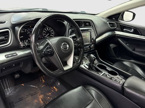 Used 2020 Nissan Maxima 3.5 SL w/ Floor Mat Group FWD image 18