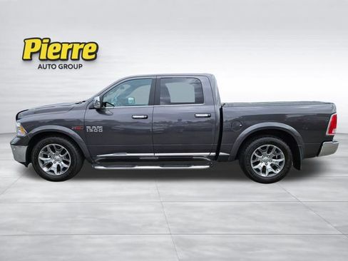 Used 2017 RAM 1500 Limited AWD/4WD image 2