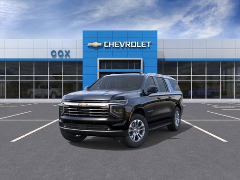 New 2026 Chevrolet Suburban LT w/ Comfort Package RWD image 8